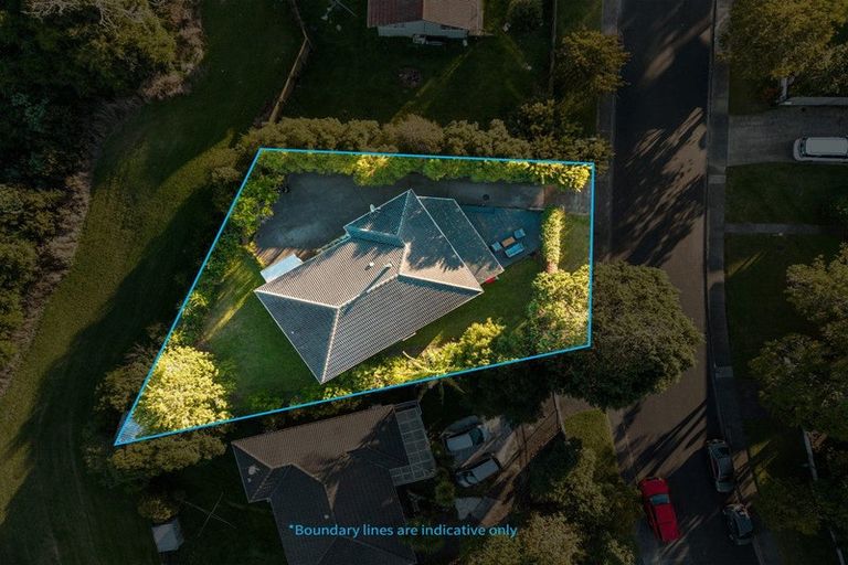 Photo of property in 36 Sunline Avenue, Massey, Auckland, 0614