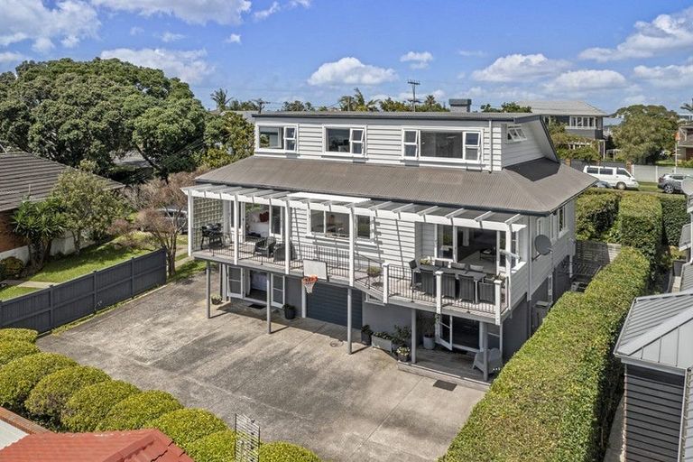 Photo of property in 1/41 East Coast Road, Milford, Auckland, 0620