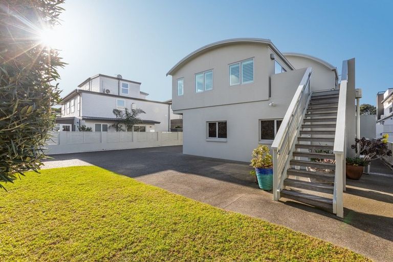 Photo of property in 198b Marine Parade, Mount Maunganui, 3116