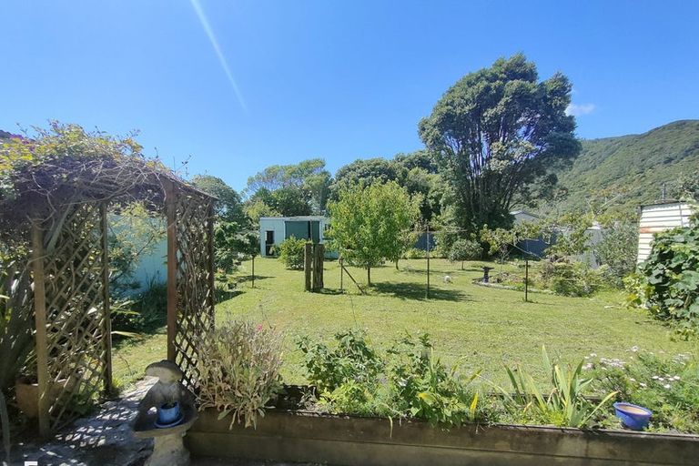 Photo of property in 7 Greenfield Street, Hector, 7822