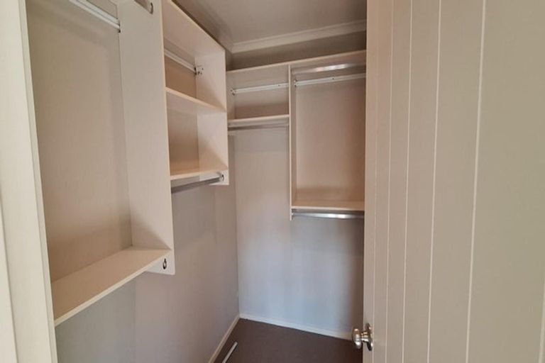 Photo of property in 38 Borneo Drive, Fairview Heights, Auckland, 0632
