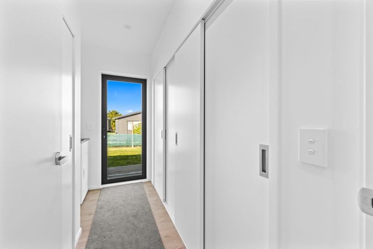 Photo of property in 12 Arahanga Road, Paparoa, 0571