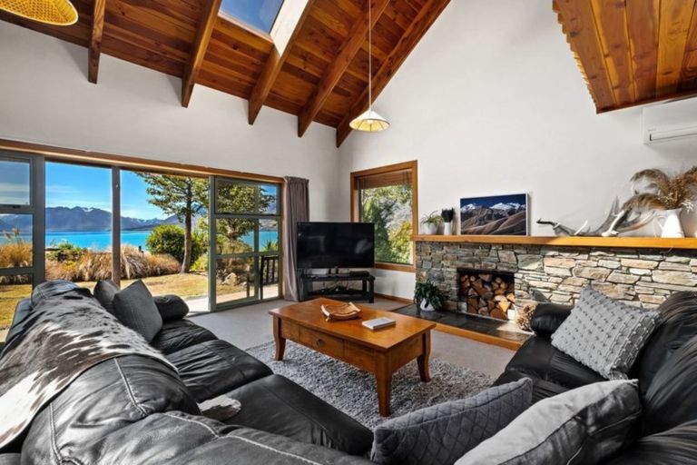 Photo of property in 8 Ohau Drive, Lake Ohau, Twizel, 9412