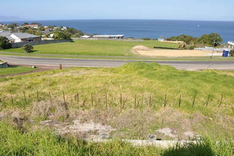 Photo of property in 42 Lax Crescent, Leigh, 0985