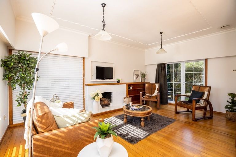 Photo of property in 25 Barriball Street, Fitzroy, New Plymouth, 4312