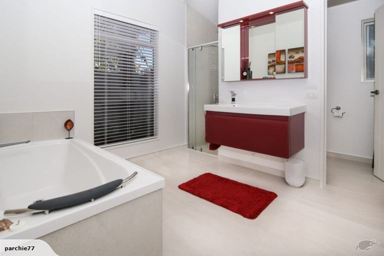 Photo of property in 37 Iwa Street, Mapua, 7005