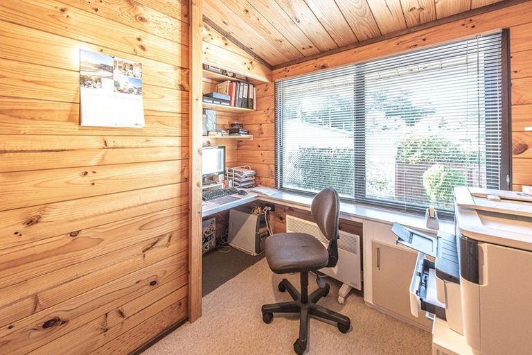 Photo of property in 12 Bens Place, Springvale, Whanganui, 4501