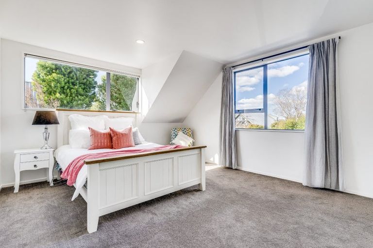 Photo of property in 12 Patricia Place, Harewood, Christchurch, 8051