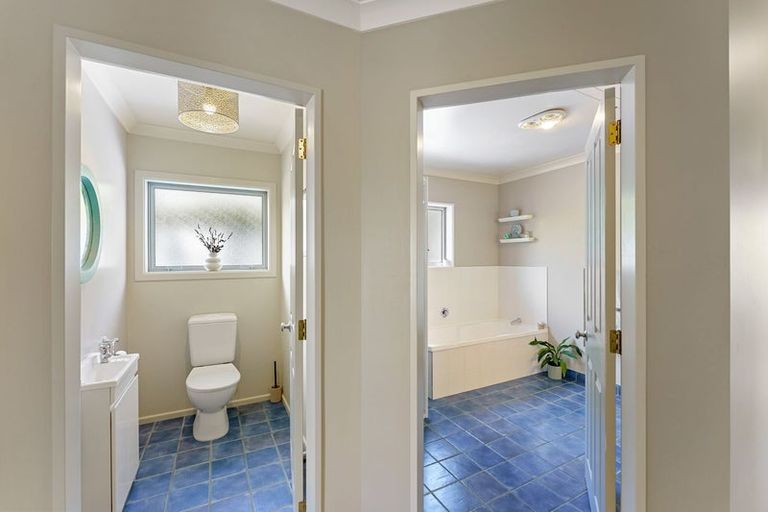 Photo of property in 12 Murray Court, Paraparaumu Beach, Paraparaumu, 5032