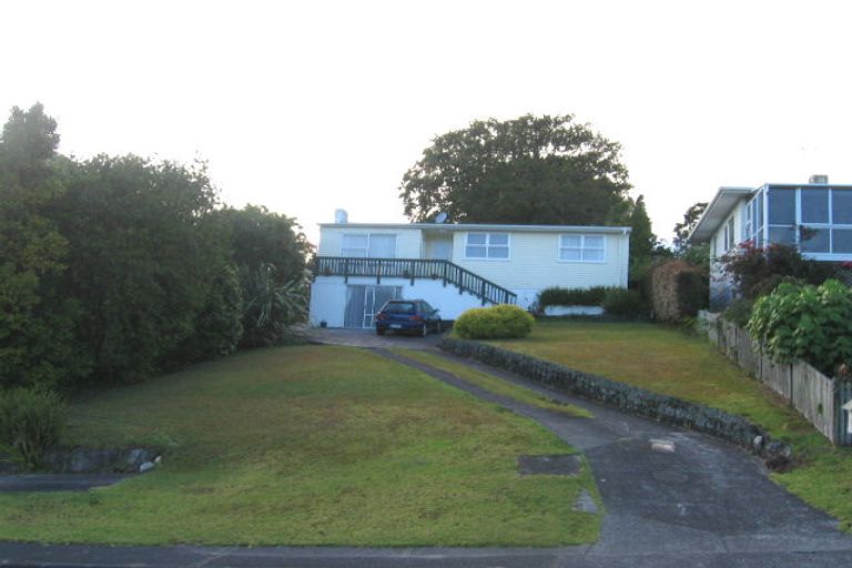 Photo of property in 11 Tilden Avenue, Hillcrest, Auckland, 0627