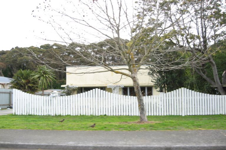 Photo of property in 32 Shrimpton Road, Haumoana, 4102