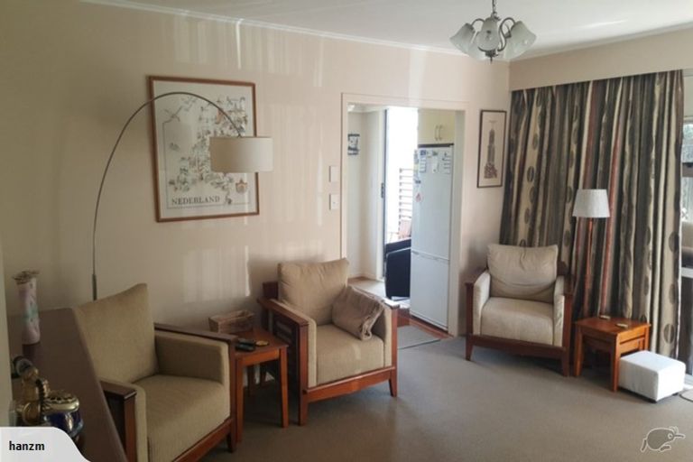 Photo of property in 6 Viola Place, Papakura, 2110