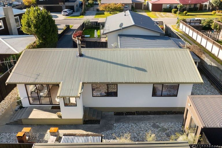Photo of property in 23b Kawarau Place, Frankton, Queenstown, 9300