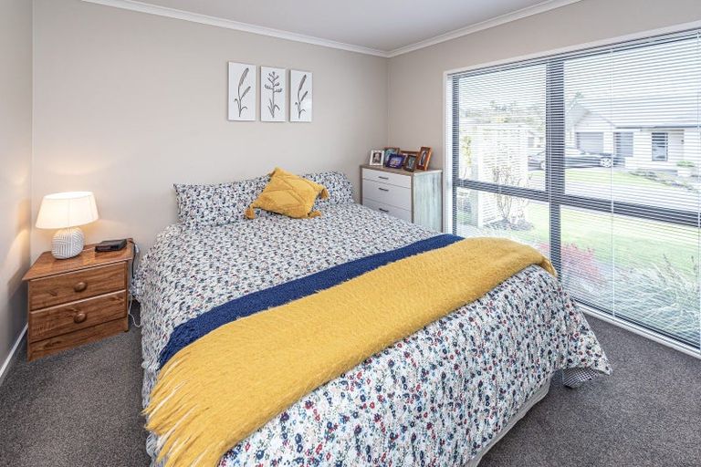 Photo of property in Caversham Park, 2/19 Caversham Road, Westmere, Whanganui, 4501