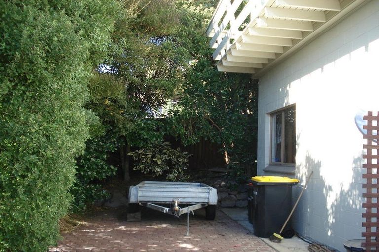 Photo of property in 1/224 Cannon Hill Crescent, Mount Pleasant, Christchurch, 8081