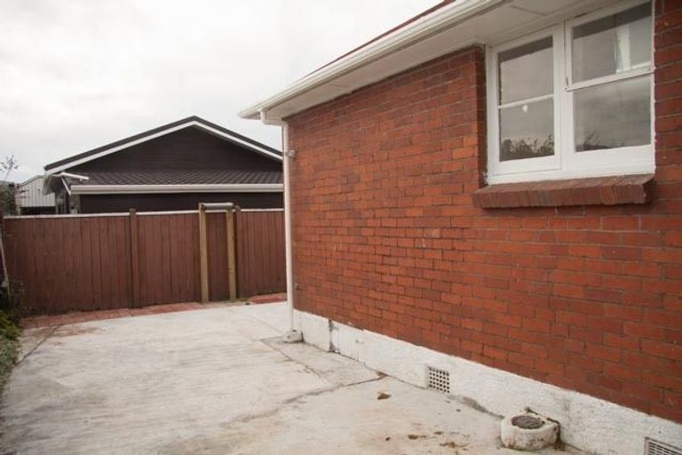 Photo of property in 28 Godley Street, Waterloo, Lower Hutt, 5011