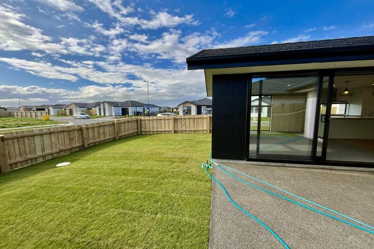 Photo of property in 2 Piopio Lane, Halswell, Christchurch, 8025
