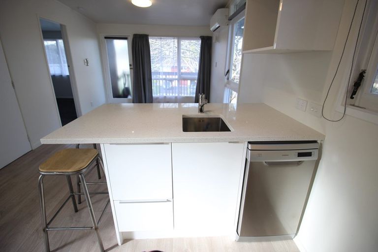 Photo of property in 2/2 Bentley Avenue, Glenfield, Auckland, 0629