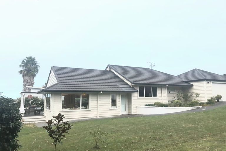 Photo of property in 35 Grantston Drive, Pyes Pa, Tauranga, 3112