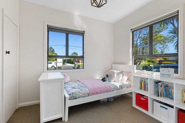 Photo of property in 123 Govett Avenue, Frankleigh Park, New Plymouth, 4310