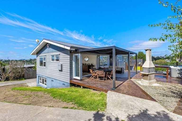 Photo of property in 107 Coronation Road, Hillcrest, Auckland, 0627