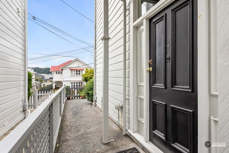Photo of property in 18 Thompson Street, Mount Cook, Wellington, 6011