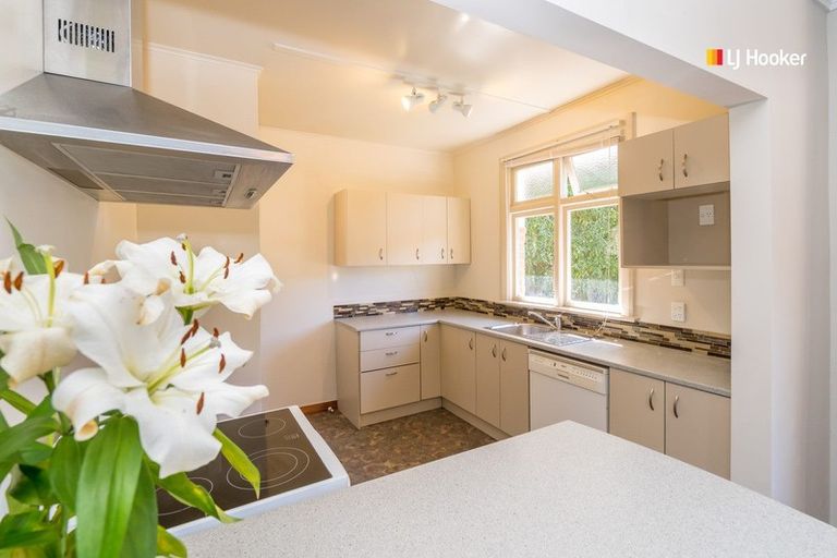 Photo of property in 43 Glen Road, Mornington, Dunedin, 9011