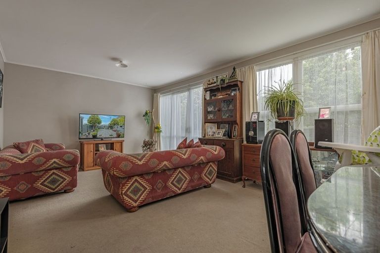 Photo of property in 24 Farnham Avenue, Highbury, Palmerston North, 4412