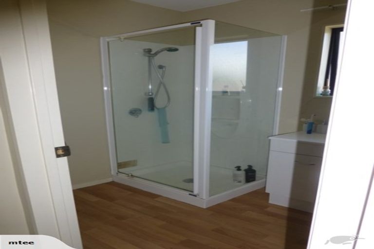 Photo of property in 35a Vincent Street, Howick, Auckland, 2014