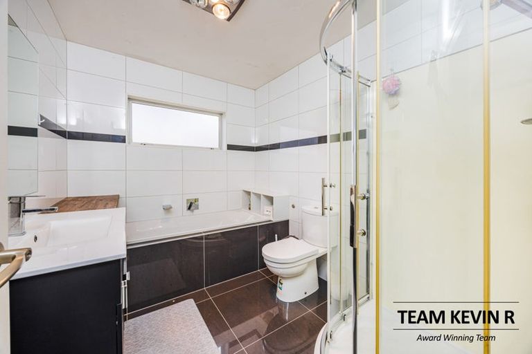 Photo of property in 144 Keri Vista Rise, Papakura, 2110