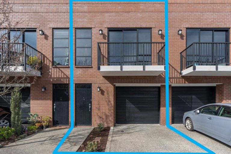 Photo of property in 14 Village Quarter Lane, Frankton, Hamilton, 3204