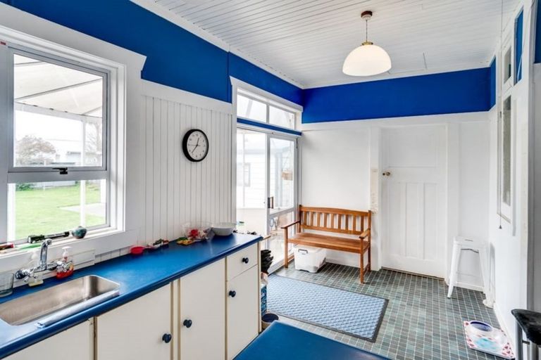 Photo of property in 108 Mayfair Avenue, Mayfair, Hastings, 4122