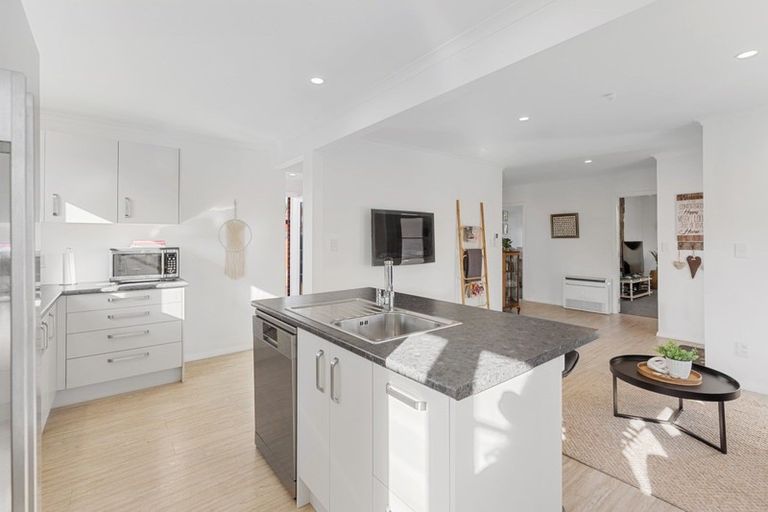 Photo of property in 14 Tararua Street, Trentham, Upper Hutt, 5018