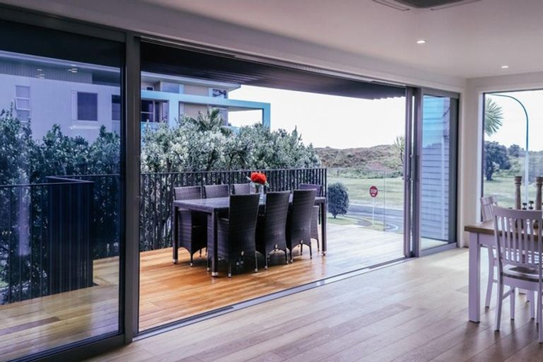 Photo of property in 6 Alexander Place, Papamoa Beach, Papamoa, 3118