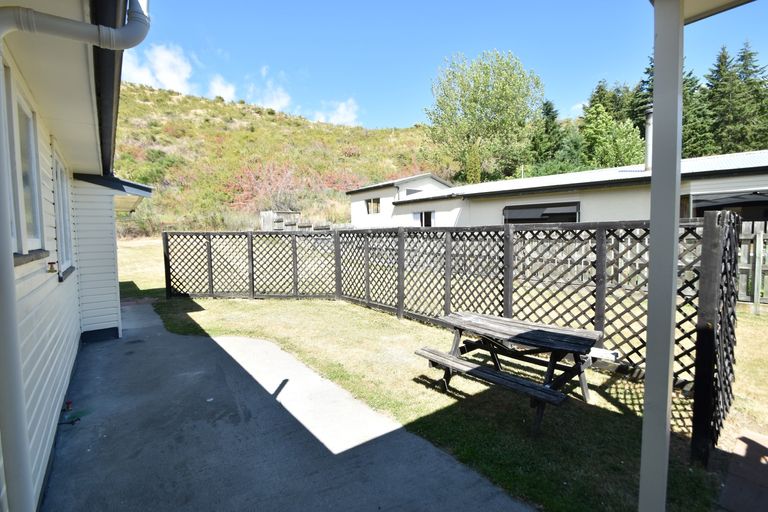 Photo of property in 4 Black Peak Road, Omarama, 9412