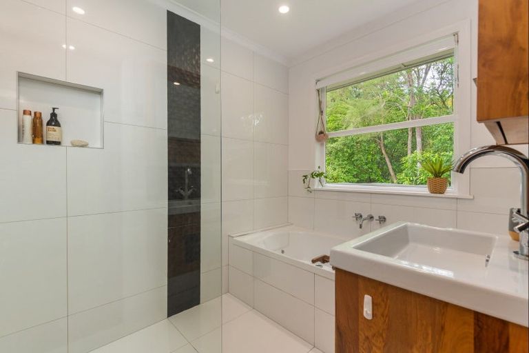 Photo of property in 418 Pahiatua Aokautere Road, Aokautere, Palmerston North, 4471