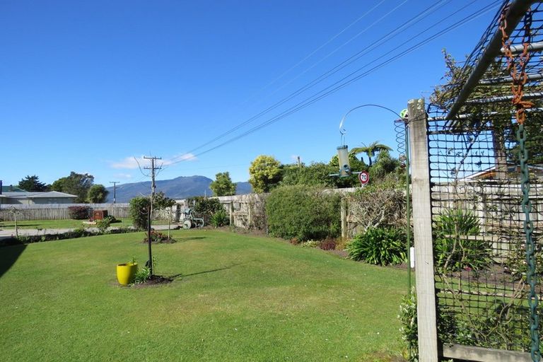 Photo of property in 183 Queen Street, Westport, 7825