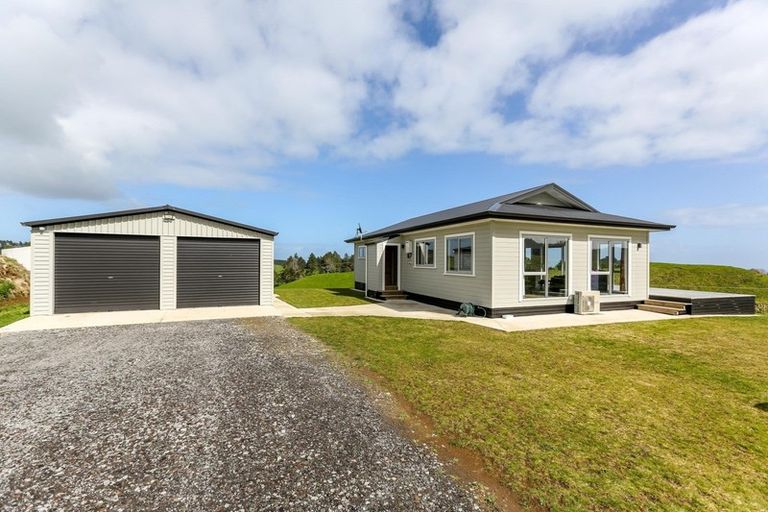 Photo of property in 539 Upper Pitone Road, Pitone, New Plymouth, 4374