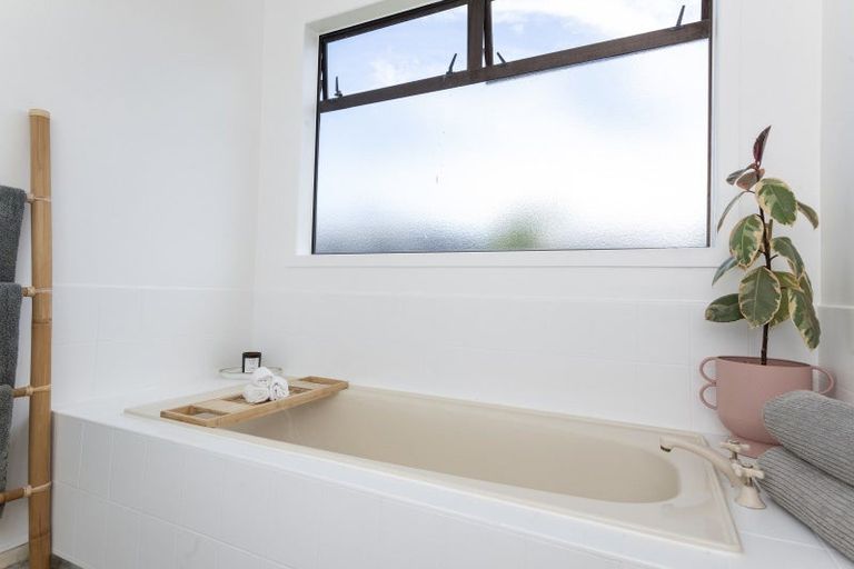 Photo of property in 136 Fox Street, Whataupoko, Gisborne, 4010