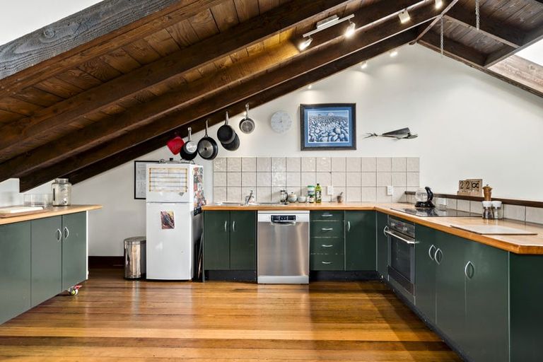 Photo of property in 3/12 Little George Street, Thorndon, Wellington, 6011