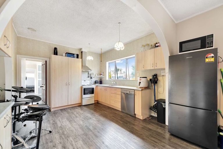 Photo of property in 8 Abbot Street, Gonville, Whanganui, 4501