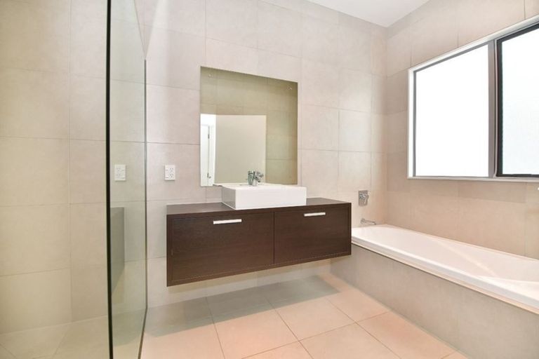 Photo of property in 76 Omana Avenue, Shelly Beach, Helensville, 0874