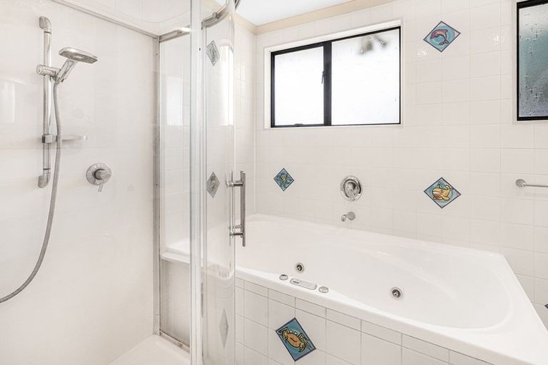 Photo of property in 33 Ranui Street, Dinsdale, Hamilton, 3204