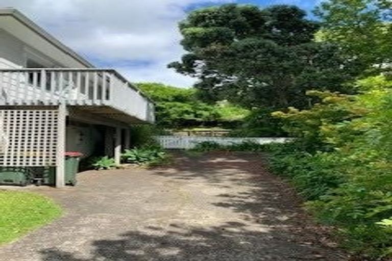 Photo of property in 66 Oaktree Avenue, Browns Bay, Auckland, 0630