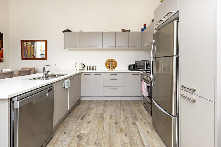 Photo of property in 2/9 Freeman Way, Manukau, Auckland, 2104