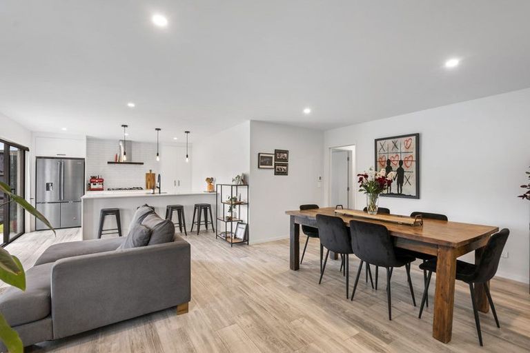 Photo of property in 18 John Fair Drive, Wainui, 0932