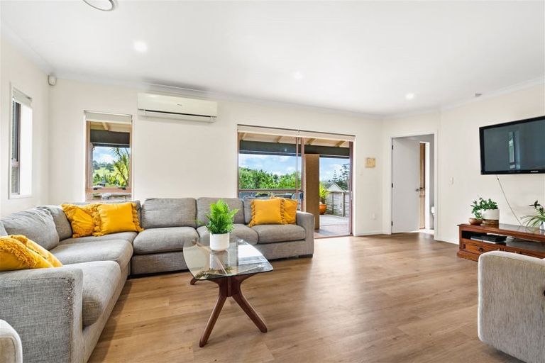 Photo of property in 97 Crawford Crescent, Te Kamo, Whangarei, 0112