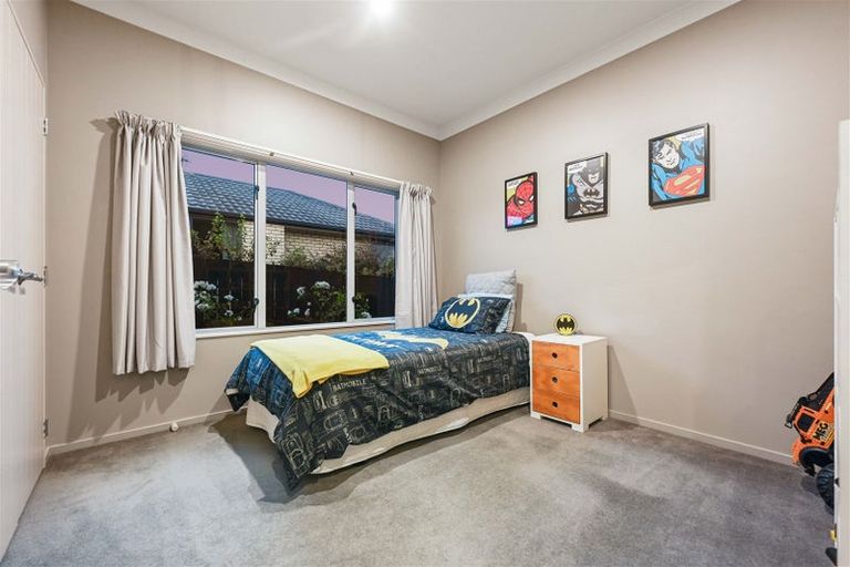 Photo of property in 94 Rototuna Road, Rototuna, Hamilton, 3210