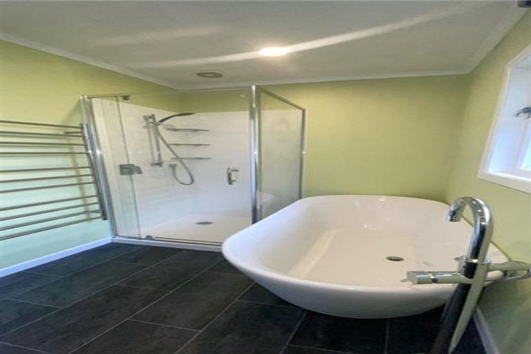 Photo of property in 6a Kelvin Road, Papakura, 2110