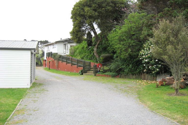 Photo of property in 63 Makora Road, Otaihanga, Paraparaumu, 5036